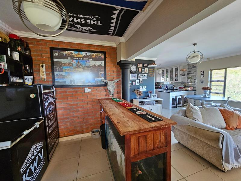 4 Bedroom Property for Sale in Aston Bay Eastern Cape